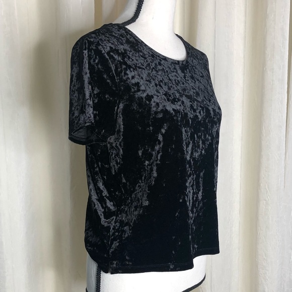 Aeropostale Black Crushed Velvet Top - Picture 3 of 7